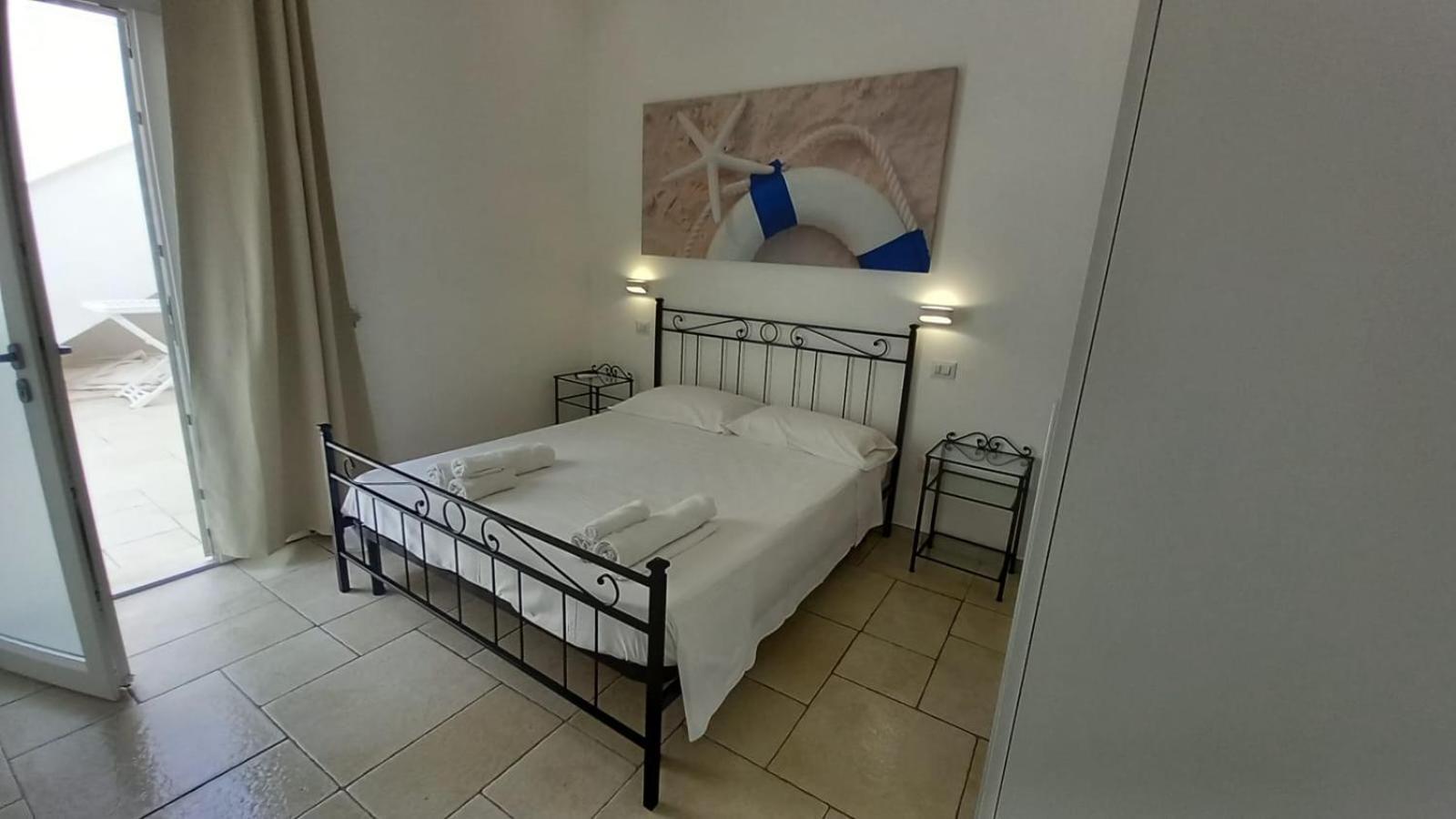 Bed and Breakfast Casa Levirà Torre Lapillo Esterno foto